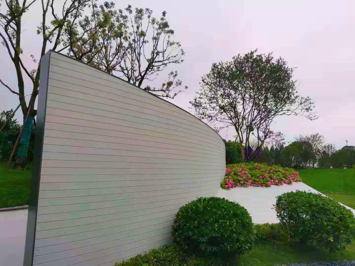 ����
